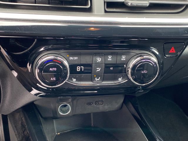 Certified 2024 Chevrolet Trax RS w/ Driver Confidence Package image 11