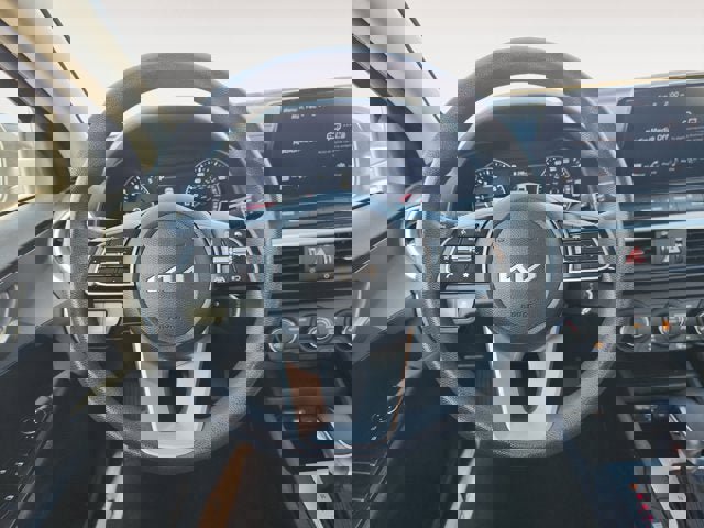 Used 2024 Kia Forte LXS image 12