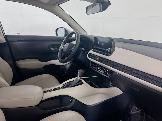 Used 2025 Honda HR-V LX image 9