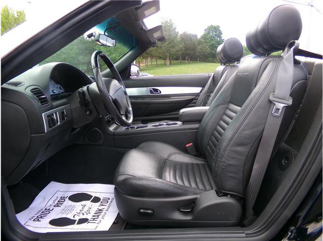 Used 2002 Ford Thunderbird image 16