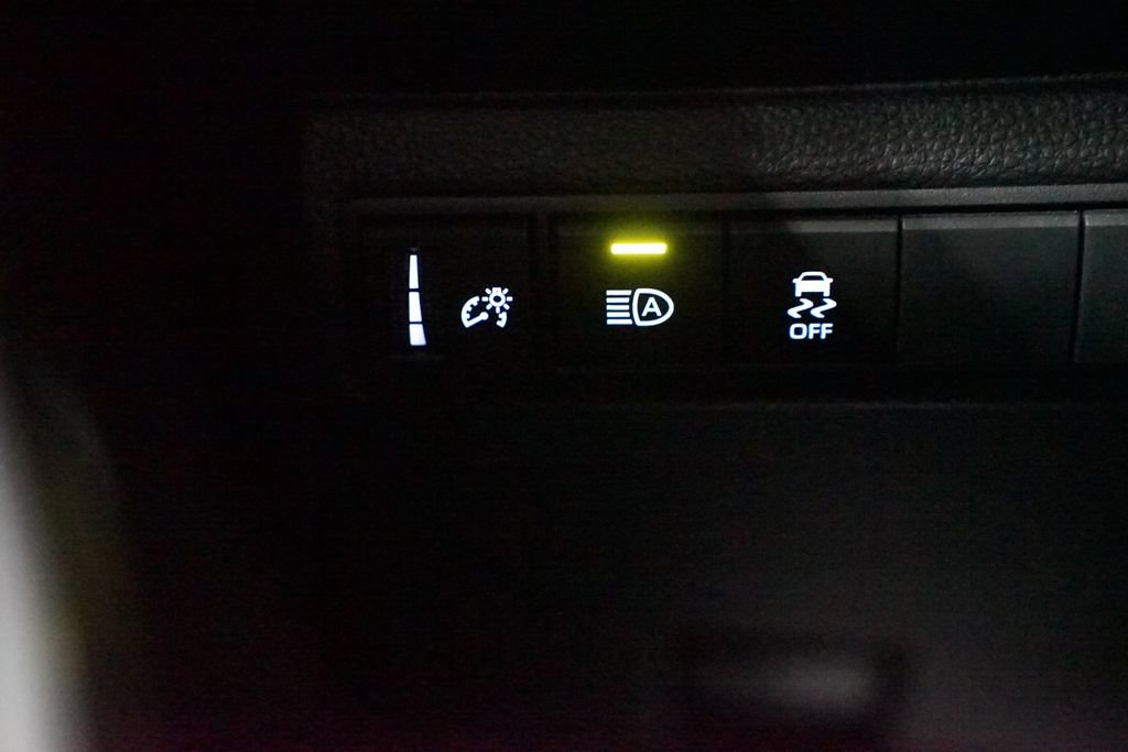 Used 2024 Toyota Corolla SE image 24