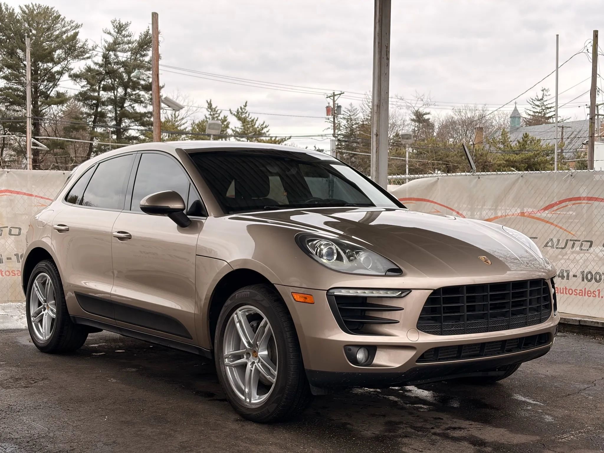 Used 2017 Porsche Macan image 54