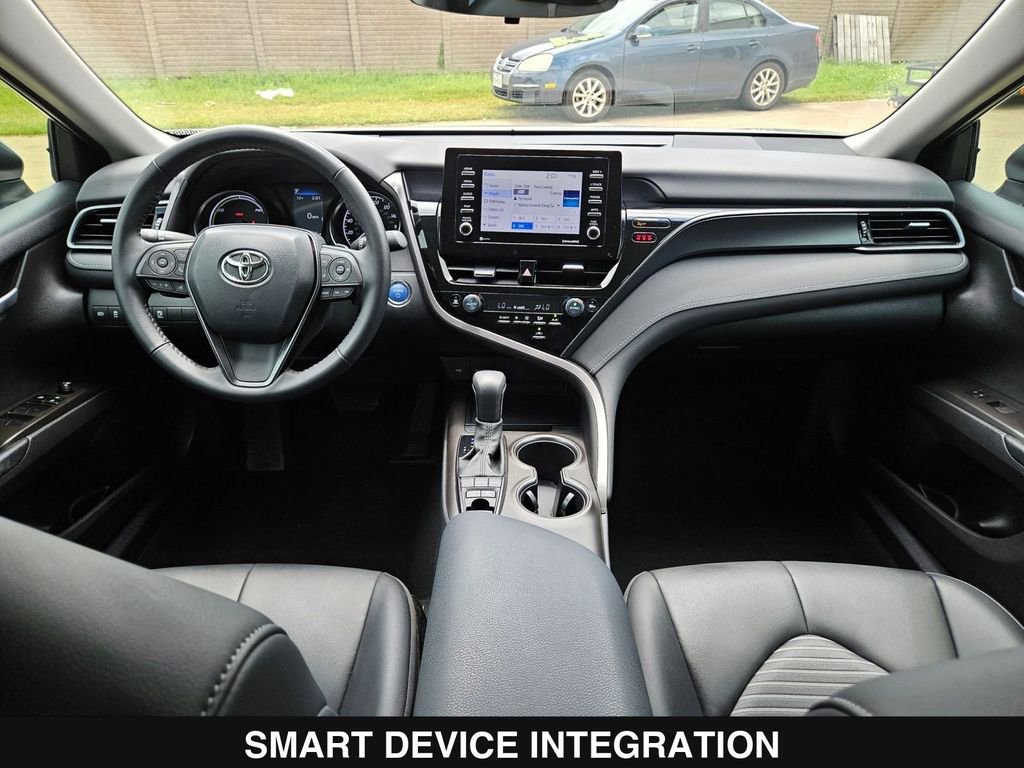 Used 2024 Toyota Camry SE FWD image 19