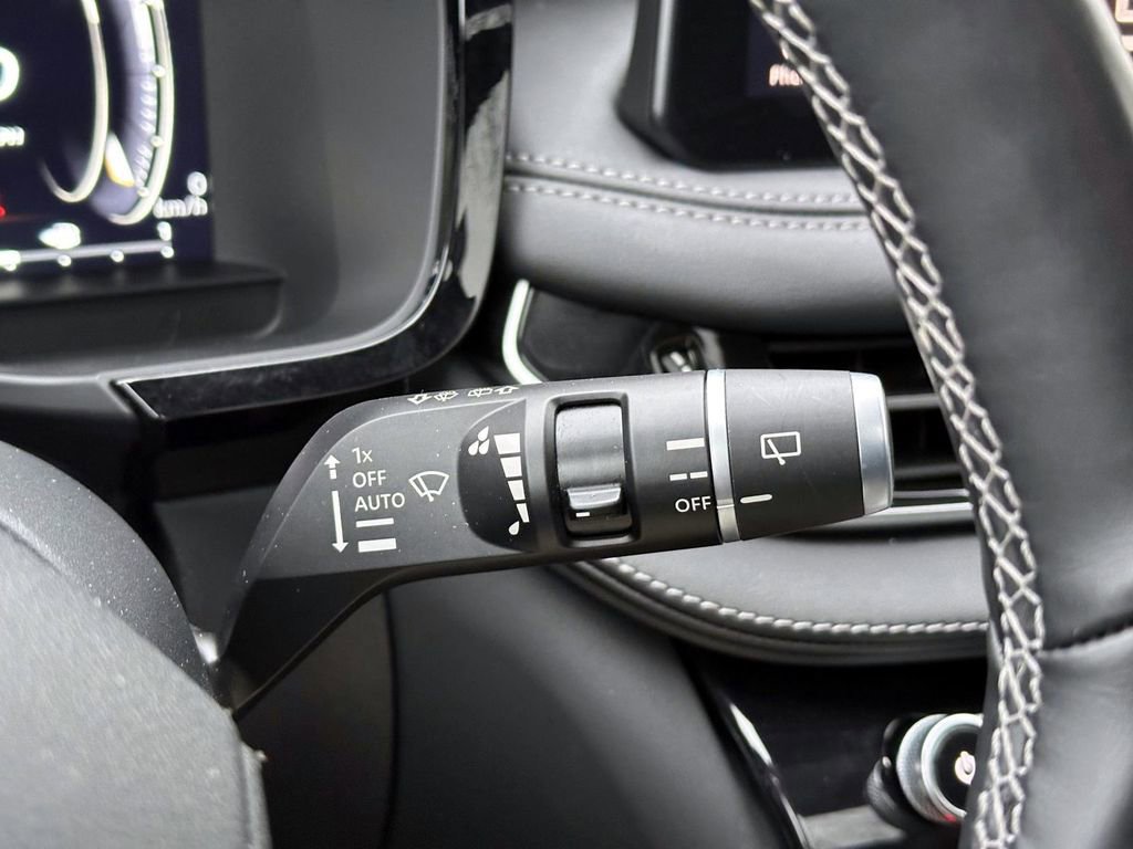 Used 2024 INFINITI QX60 Luxe w/ Performance Audio Package image 26