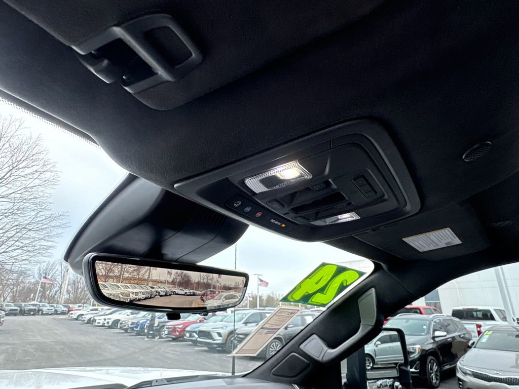 Used 2024 GMC Sierra 3500 Denali Ultimate image 27