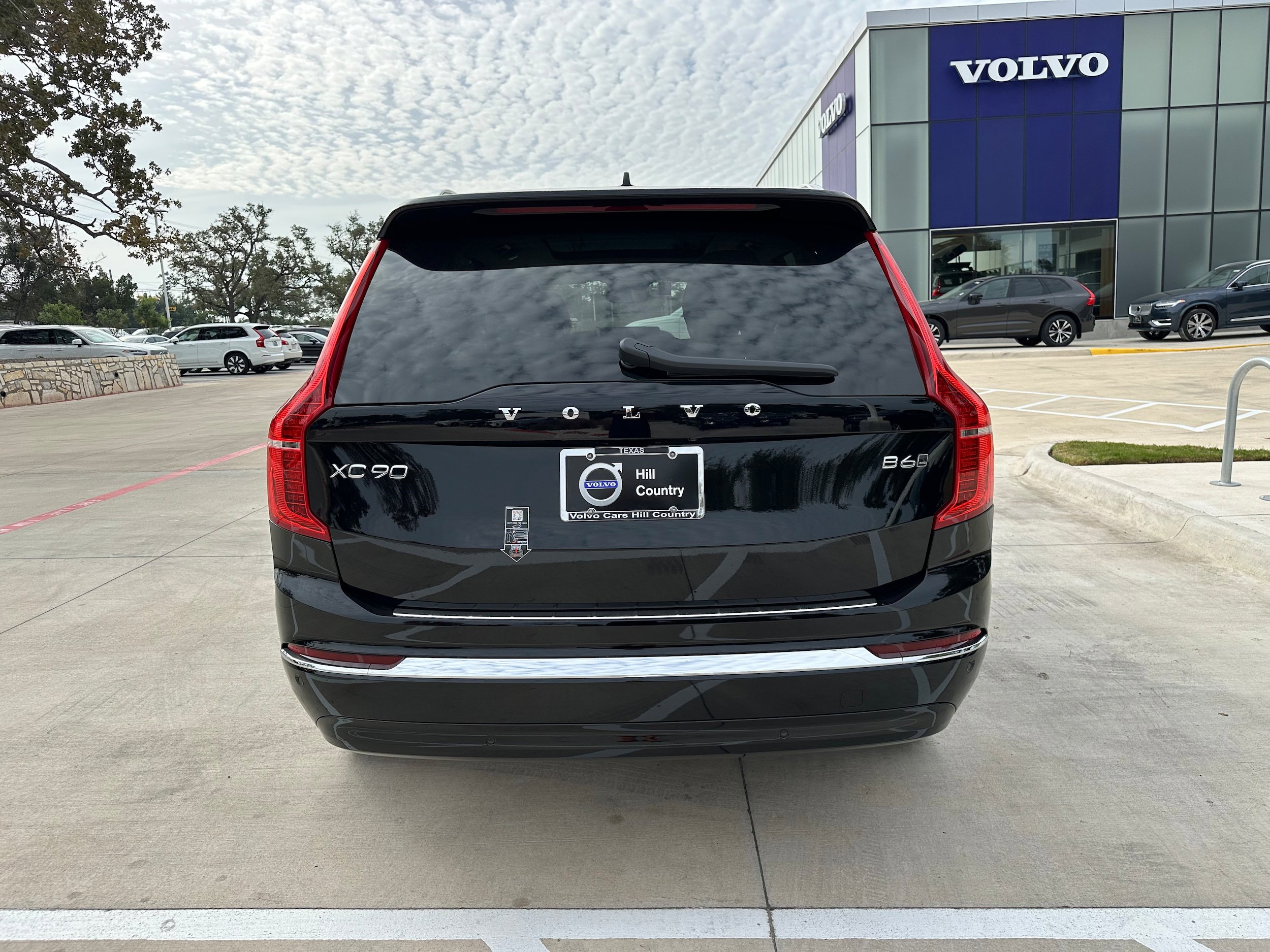Used 2025 Volvo XC90 B6 Plus w/ Protection Package Premier AWD/4WD image 5