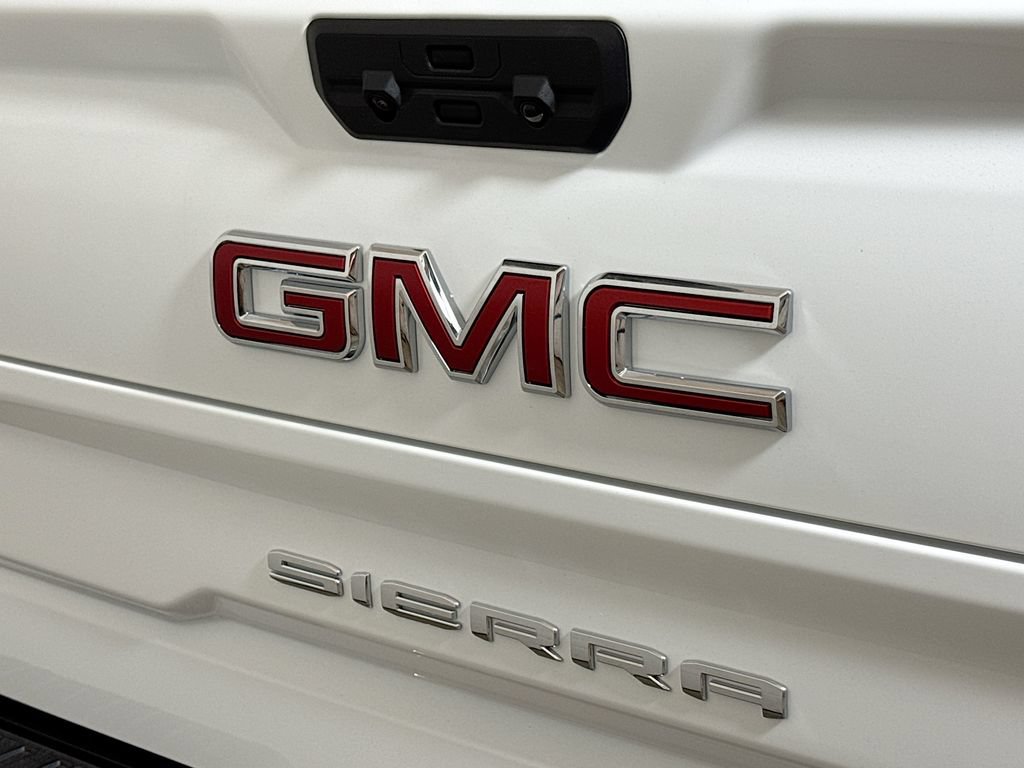 New 2026 GMC Sierra 1500 AT4 w/ AT4 Premium Package AWD/4WD image 18