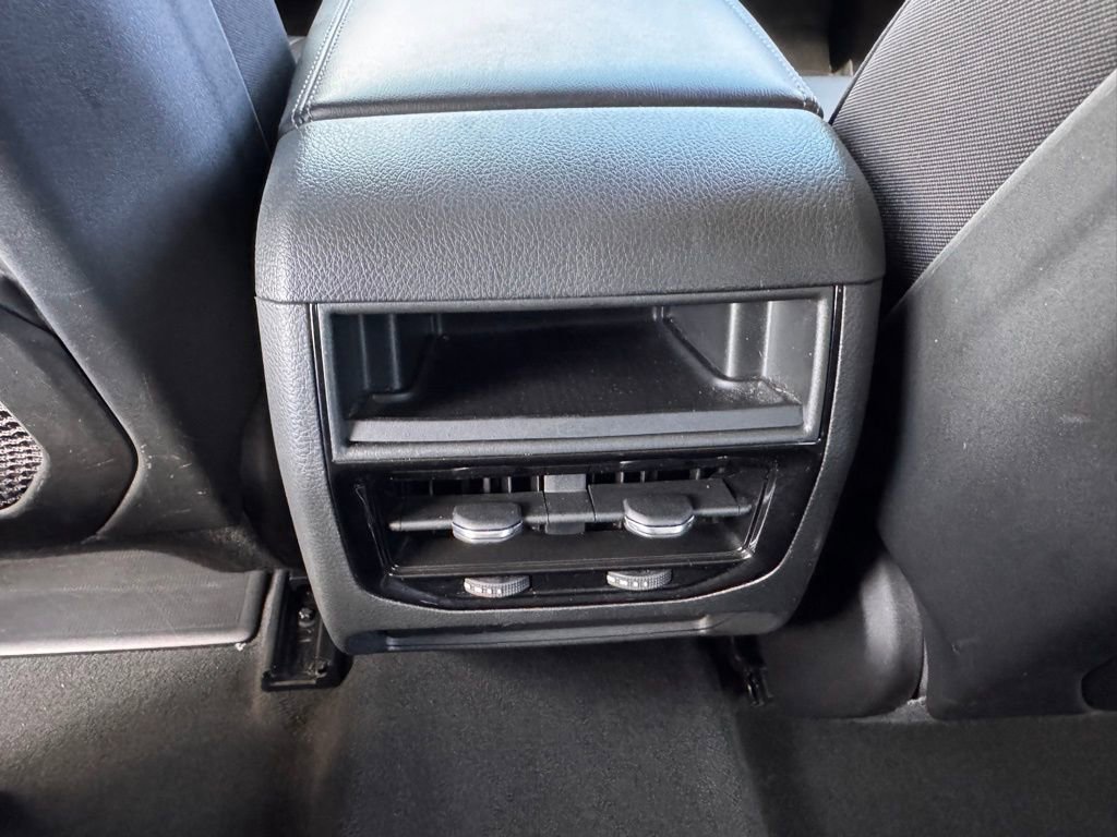 Used 2023 Jeep Grand Cherokee Limited w/ MOPAR Finishing Package image 29