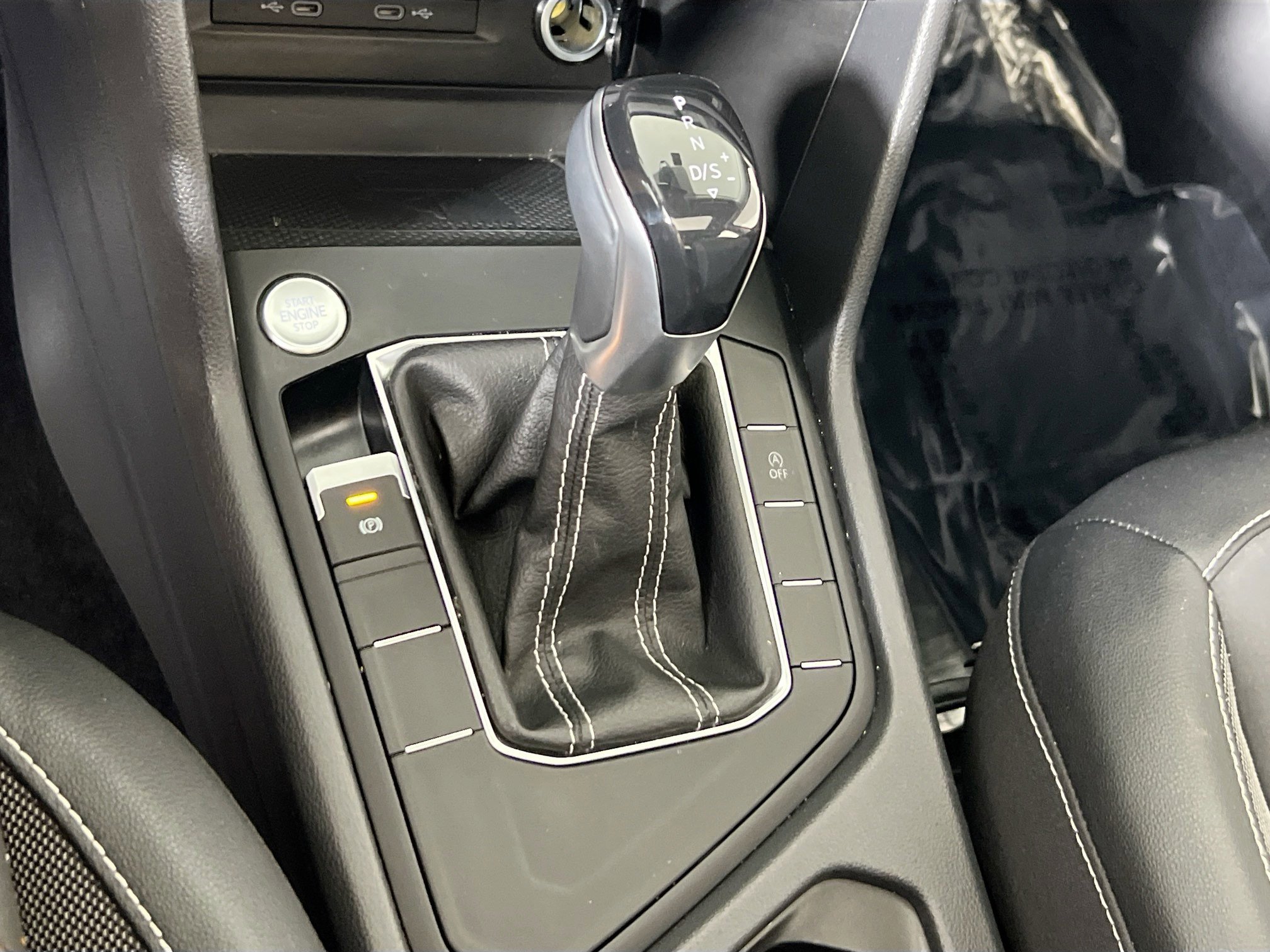 Used 2022 Volkswagen Taos SE AWD/4WD image 16