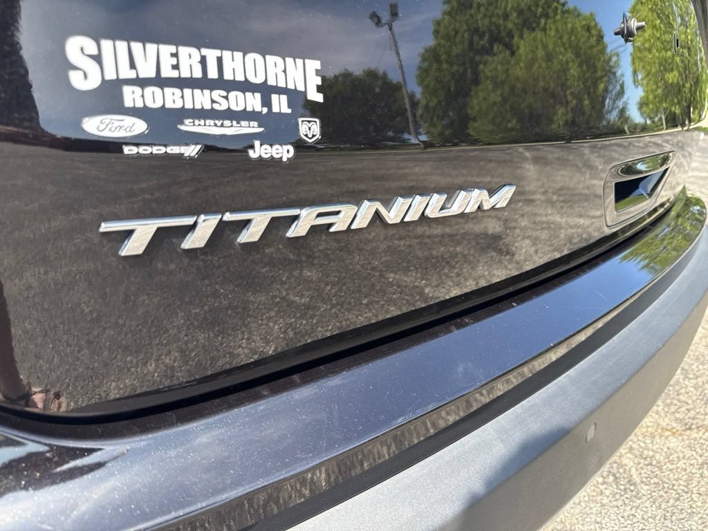 Used 2024 Ford Edge Titanium AWD/4WD image 9