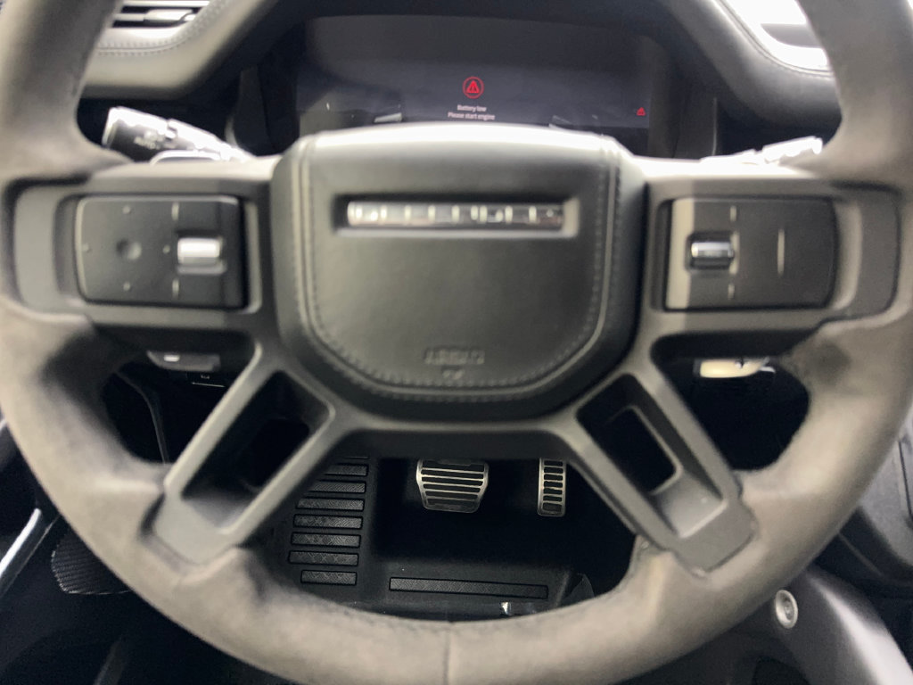 Used 2023 Land Rover Defender 110 V8 AWD/4WD image 59