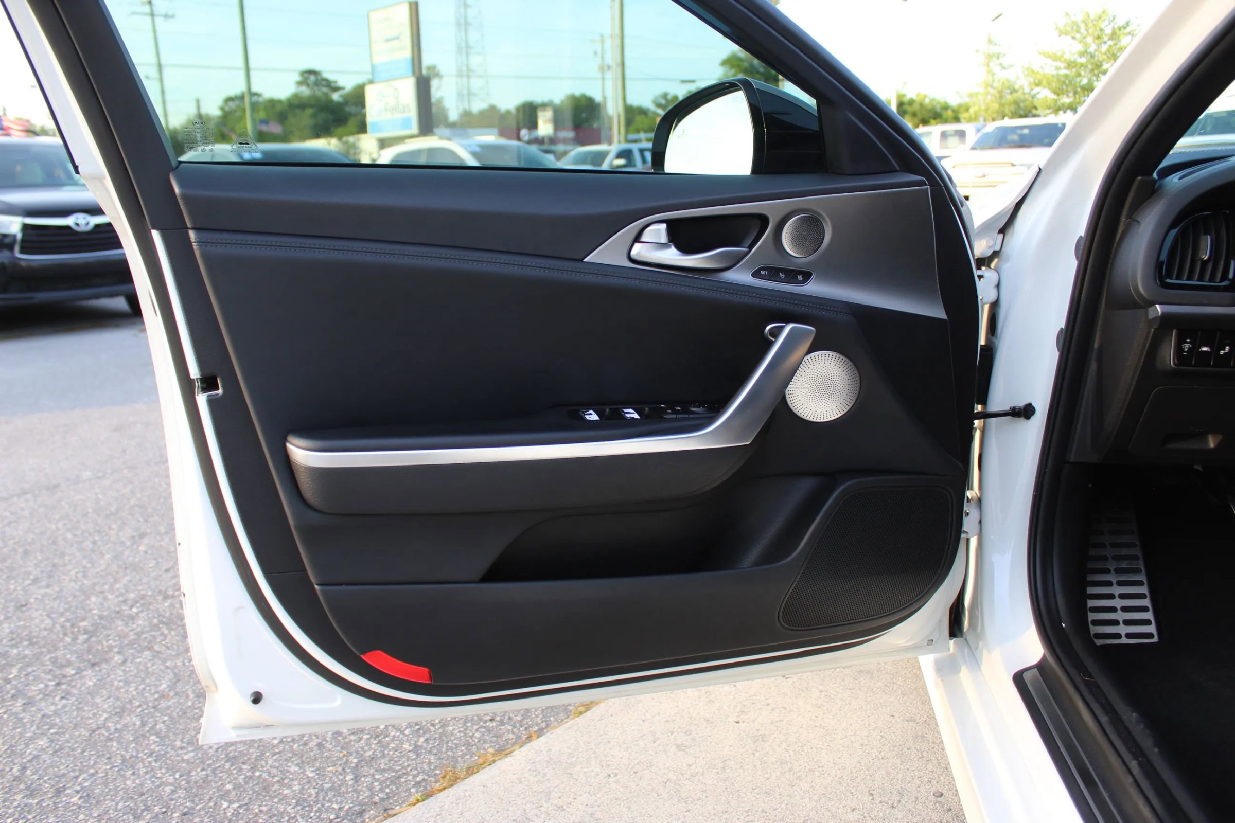 Used 2018 Kia Stinger GT2 RWD image 10