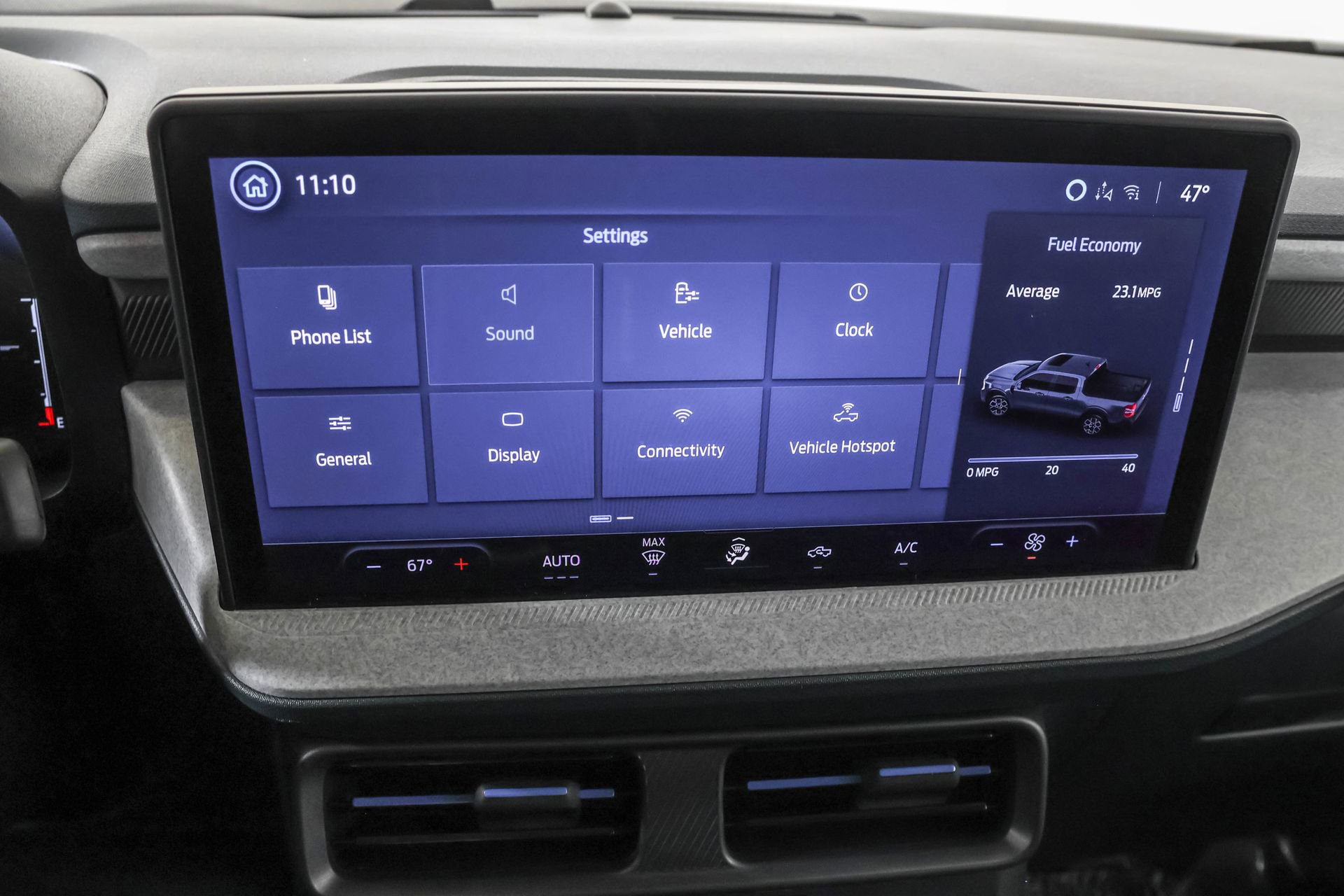 Used 2025 Ford Maverick XLT w/ Equipment Group 302A image 28