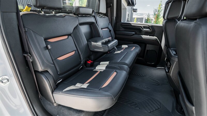 Used 2024 GMC Sierra 2500 AT4 AWD/4WD image 39