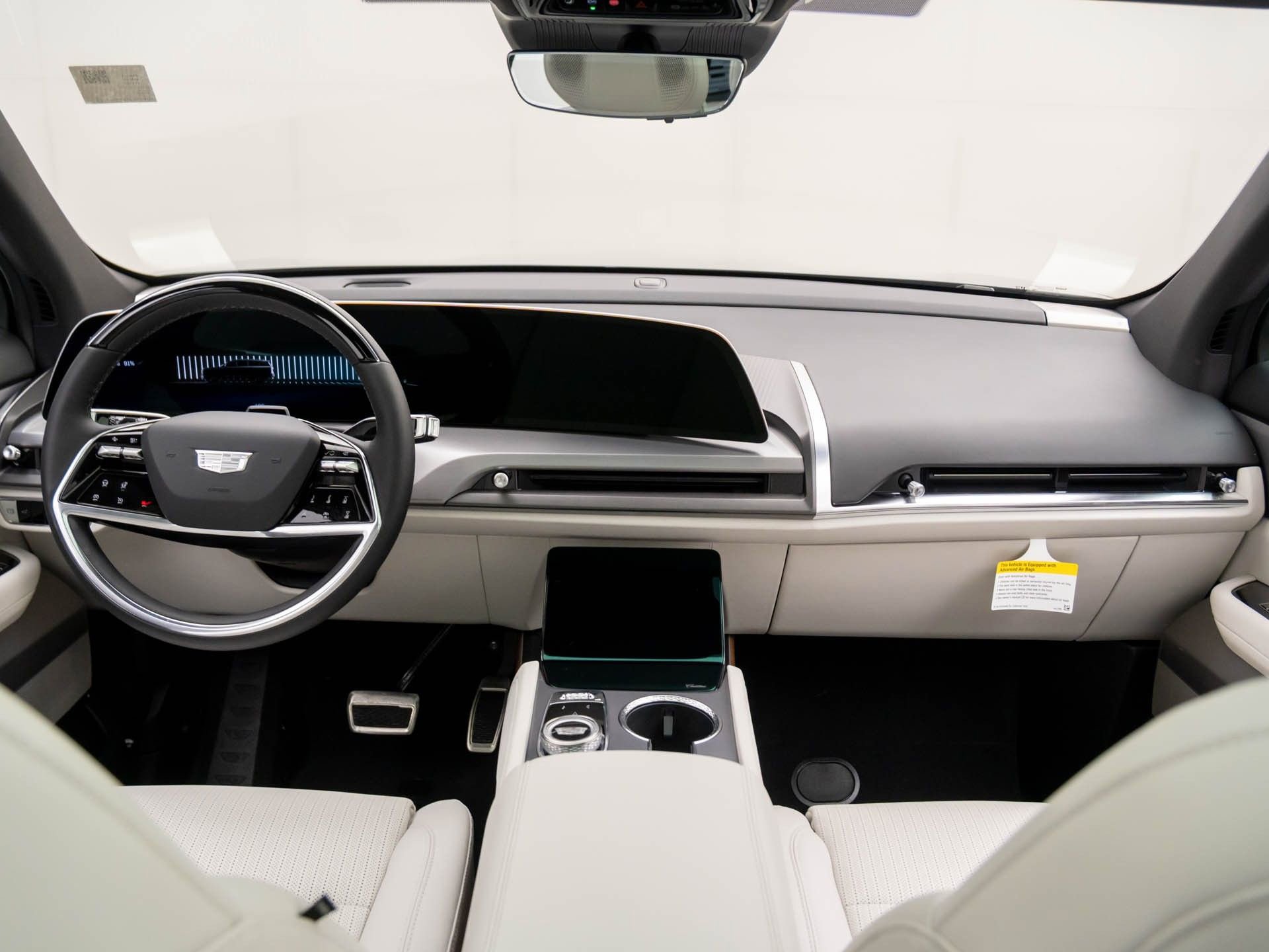 New 2026 Cadillac Vistiq Luxury w/ LPO, Floor Liner Package AWD/4WD image 11