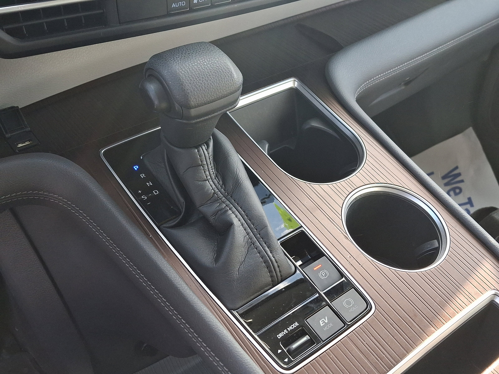 Certified 2022 Toyota Sienna LE image 16