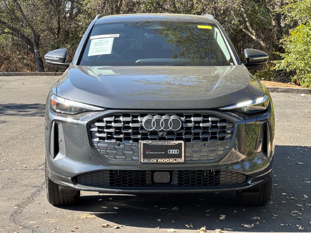 Used 2025 Audi Q5 Premium w/ 19" Wheel Package AWD/4WD image 12