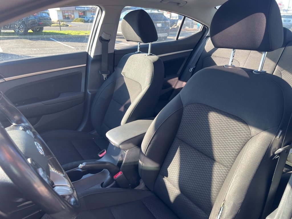 Used 2020 Hyundai Elantra Value Edition w/ Cargo Package (C1) image 9