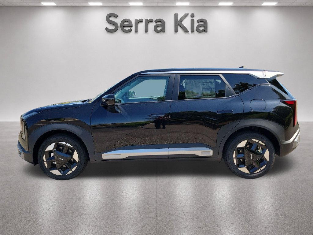 New 2027 Kia Seltos S FWD image 2