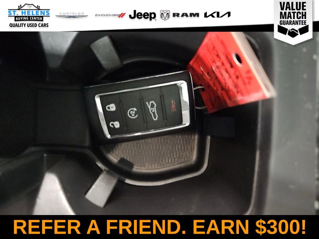 Used 2024 Dodge Charger Daytona Scat Pack w/ Plus Group AWD/4WD image 14