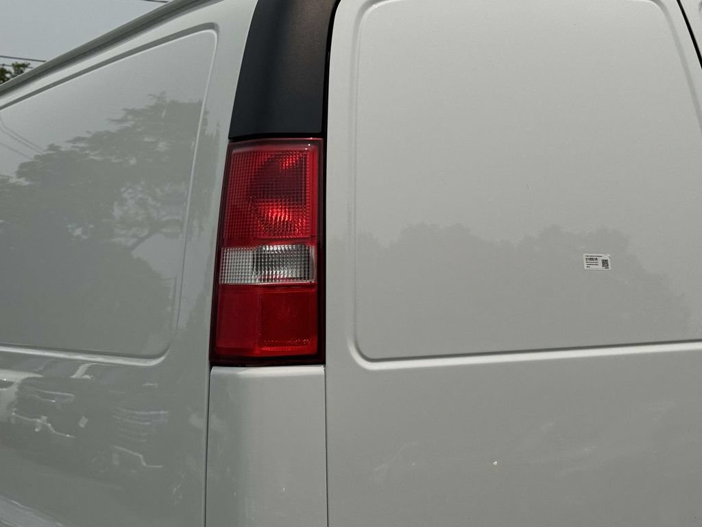Used 2025 Chevrolet Express 2500 Extended w/ Driver Convenience Package RWD image 13
