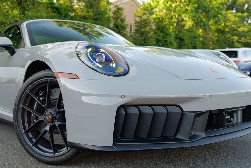 Used 2026 Porsche 911 Targa 4 GTS AWD/4WD image 18