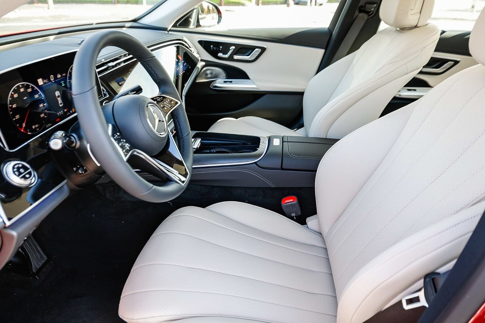 New 2026 Mercedes-Benz E 350 4MATIC Sedan image 21