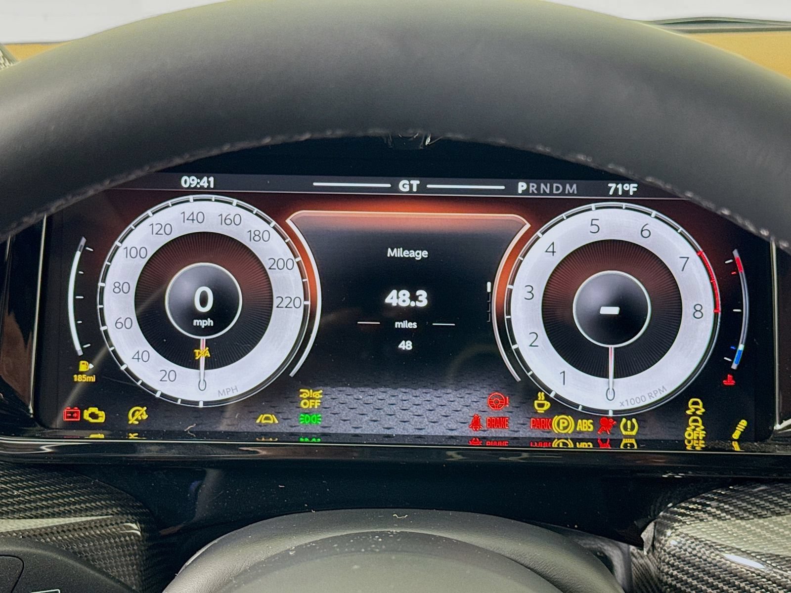Used 2026 Aston Martin Vanquish Convertible RWD image 12