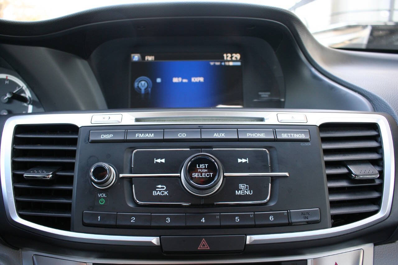 Used 2013 Honda Accord EX image 17