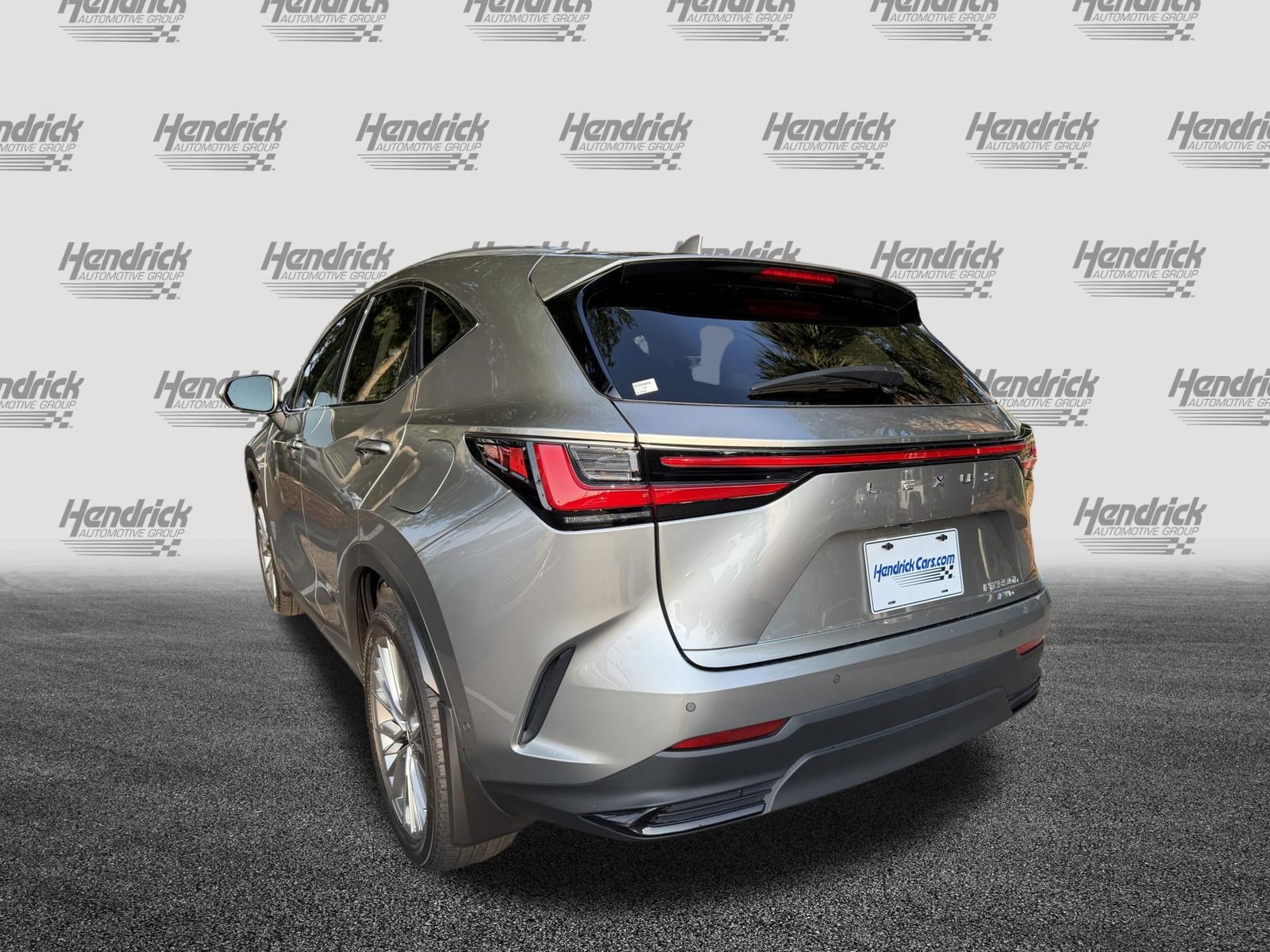 Used 2022 Lexus NX 350h AWD w/ Vision Package image 6