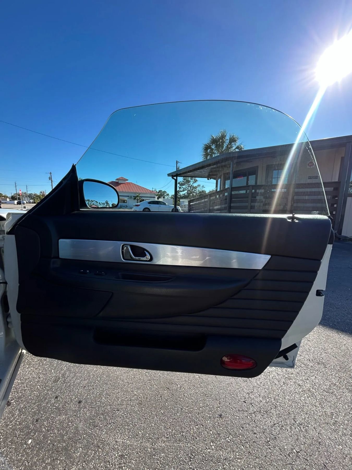 Used 2002 Ford Thunderbird image 18