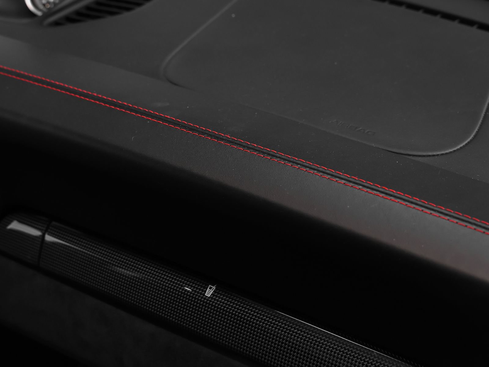 Certified 2016 Porsche 911 Carrera GTS RWD image 34