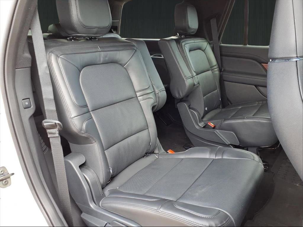 Used 2024 Lincoln Navigator Reserve image 15