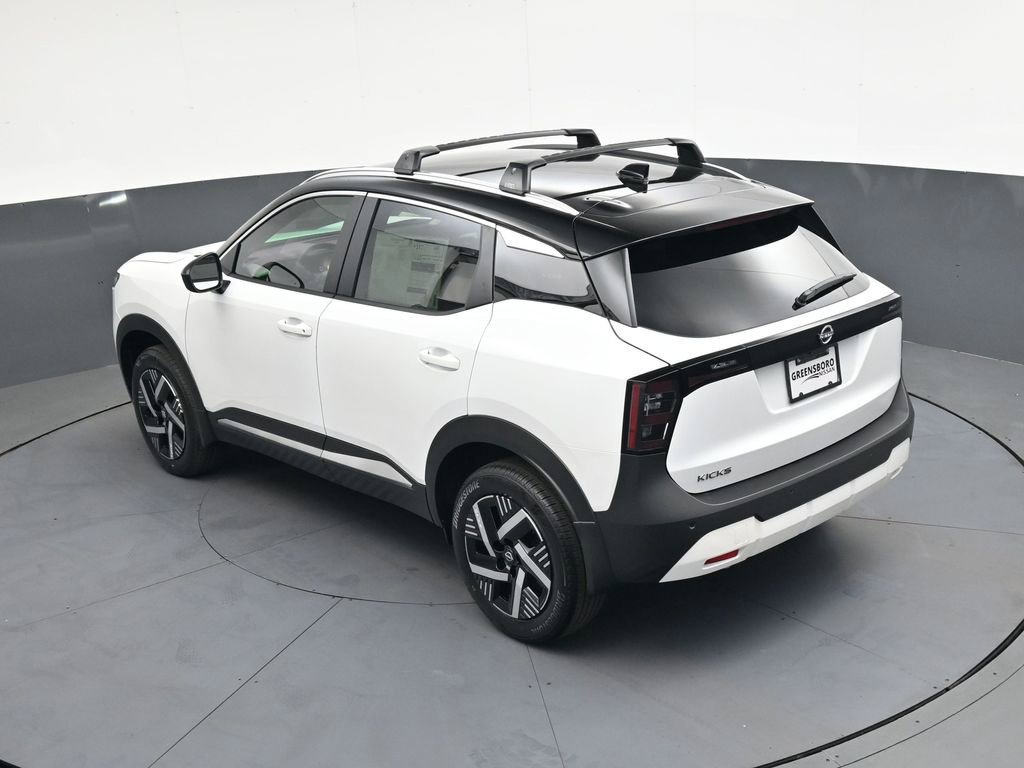 Certified 2026 Nissan Kicks SV w/ Charging Package FWD image 33