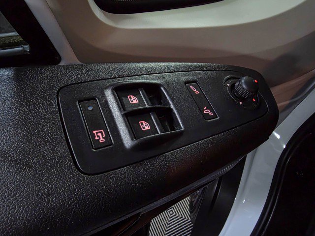 Used 2021 RAM ProMaster 2500 w/ Convenience Group FWD image 26