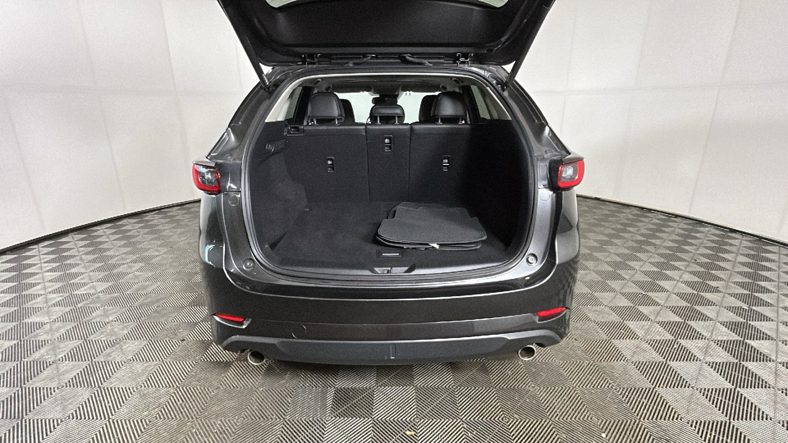 Used 2025 MAZDA CX-5 AWD 2.5 S w/ Preferred Package image 32