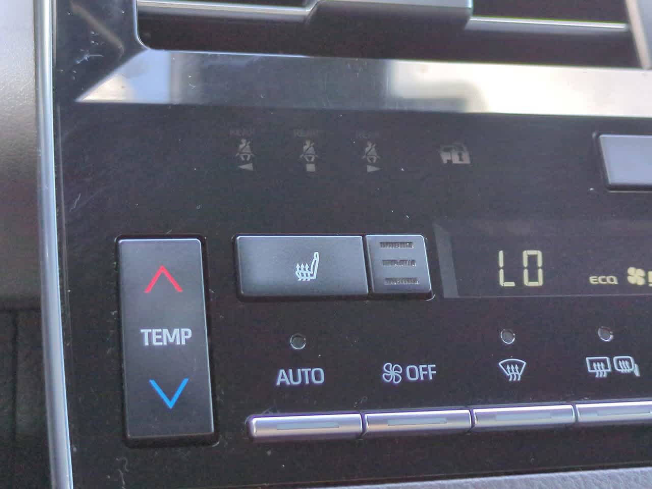 Used 2019 Toyota Avalon XSE w/ Protection Package FWD image 21