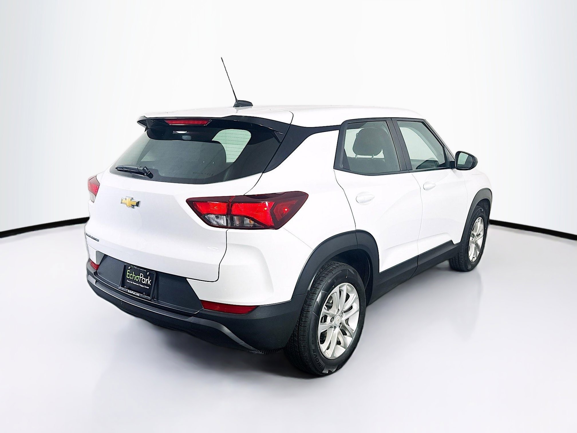 Used 2024 Chevrolet TrailBlazer LS image 9