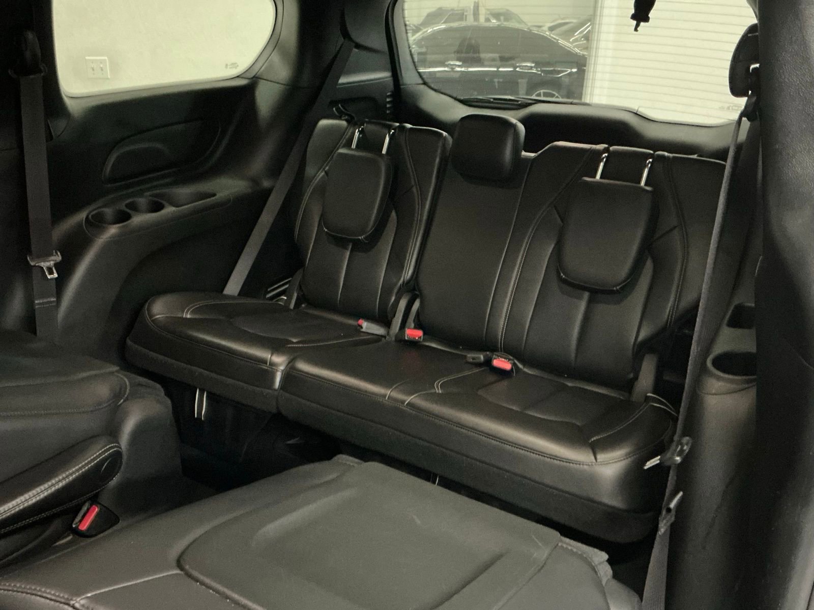 Used 2023 Chrysler Pacifica Touring-L w/ S Appearance Package image 18