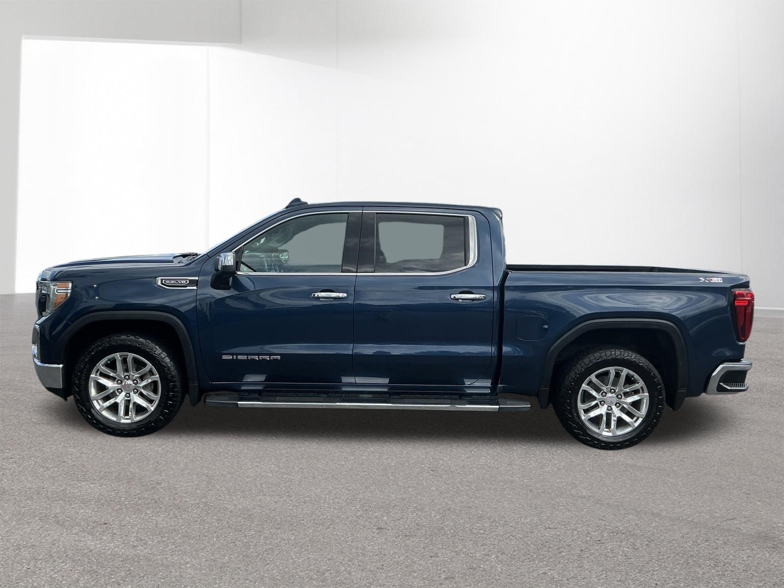 Used 2019 GMC Sierra 1500 SLT w/ SLT Premium Plus Package AWD/4WD image 6