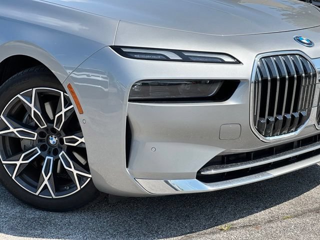 Used 2024 BMW i7 eDrive50 RWD image 10