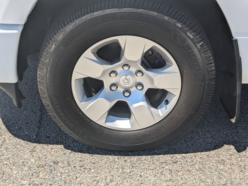 Used 2021 RAM 1500 Big Horn AWD/4WD image 9