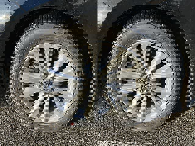 Used 2025 Toyota Corolla SE image 5