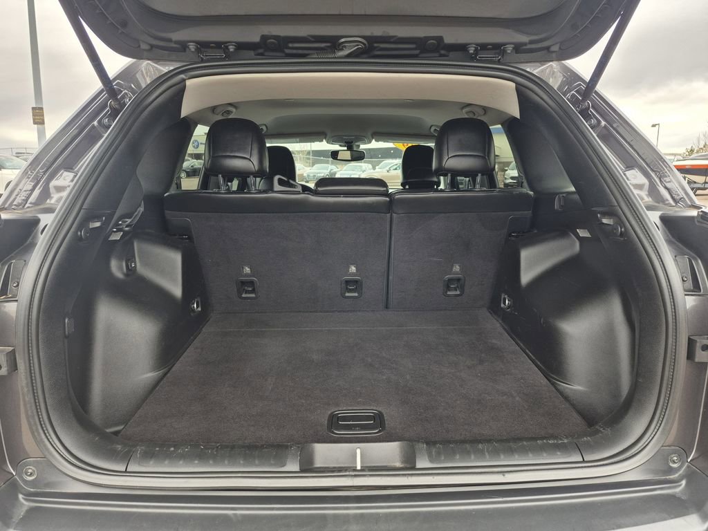 Used 2019 Jeep Cherokee Trailhawk w/ Cold Weather Group image 15