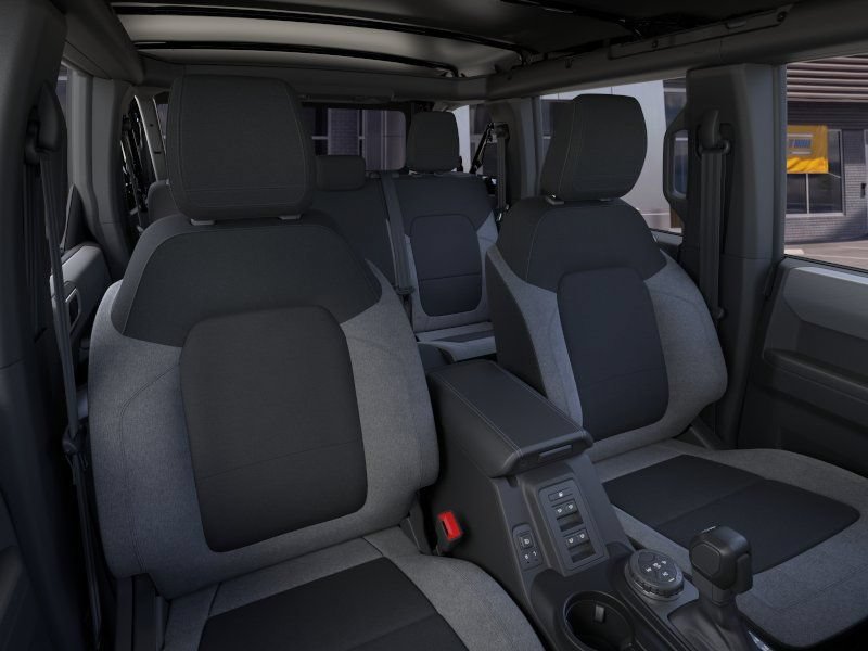 New 2025 Ford Bronco 4-Door AWD/4WD image 10
