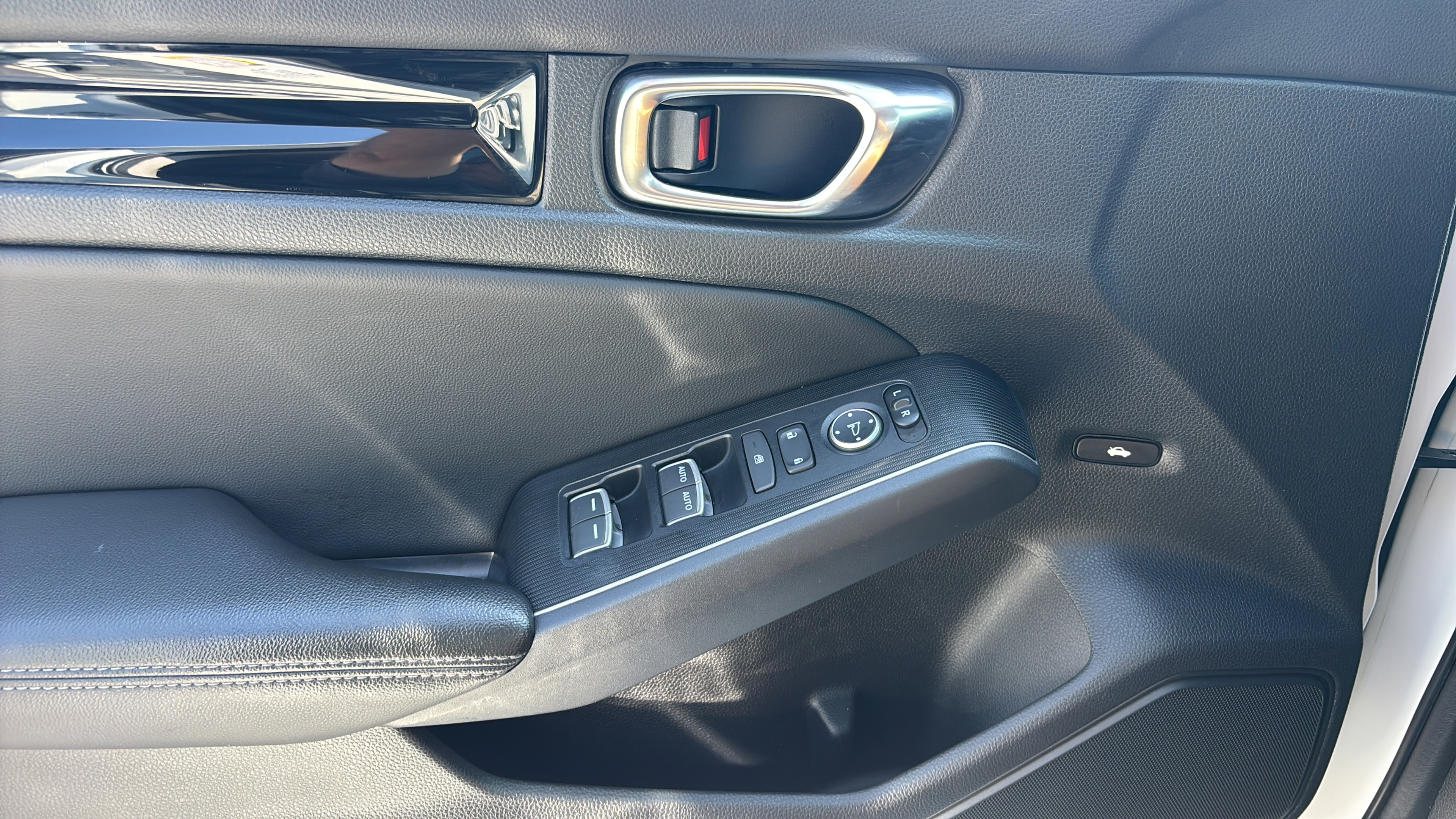 Certified 2022 Honda Civic Touring image 19