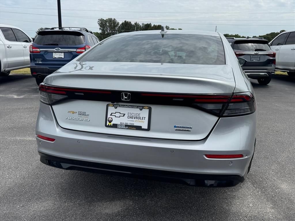 Used 2024 Honda Accord Touring image 4