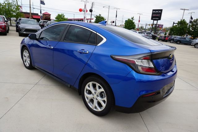 Used 2017 Chevrolet Volt Premier w/ Driver Confidence II Package FWD image 7