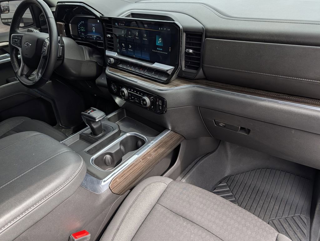 Used 2023 Chevrolet Silverado 1500 RST w/ Z71 Off-Road Package image 32