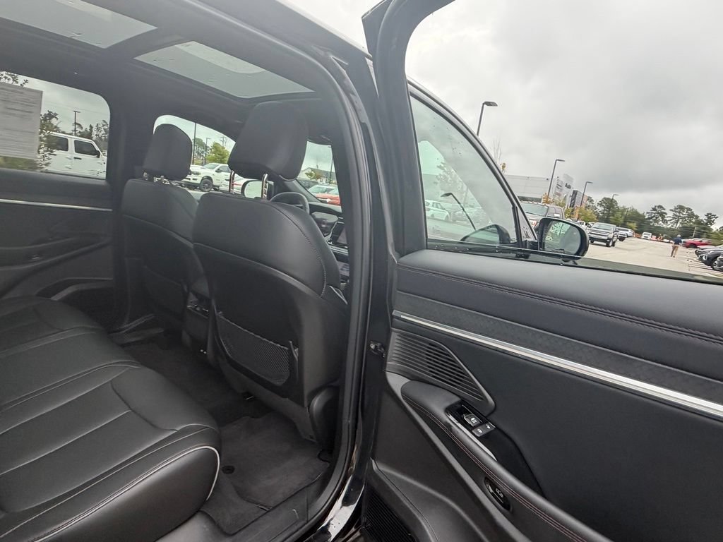 Used 2025 Jeep Wagoneer S Limited AWD/4WD image 47